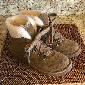 BearPaw Tan Suede Winter Boots